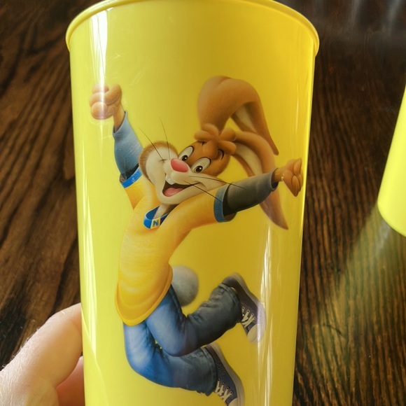 Nestle Nesquik Plastic Cups Advertisement - Picture 5 of 5